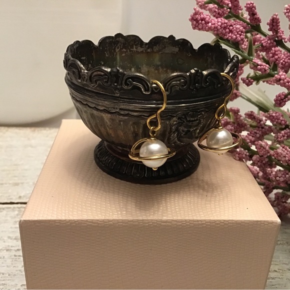 Saturn Earrings   💎[2/$24.00]💎 - Picture 1 of 5